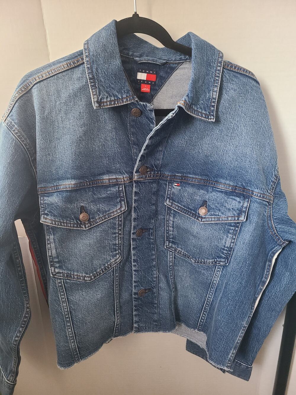 Tommy Jeans Oversized Denim Trucker Jacket – Blue – Size Large